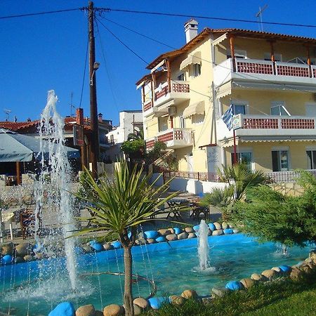 نيا سكيوني Peristerianos Apartments المظهر الخارجي الصورة