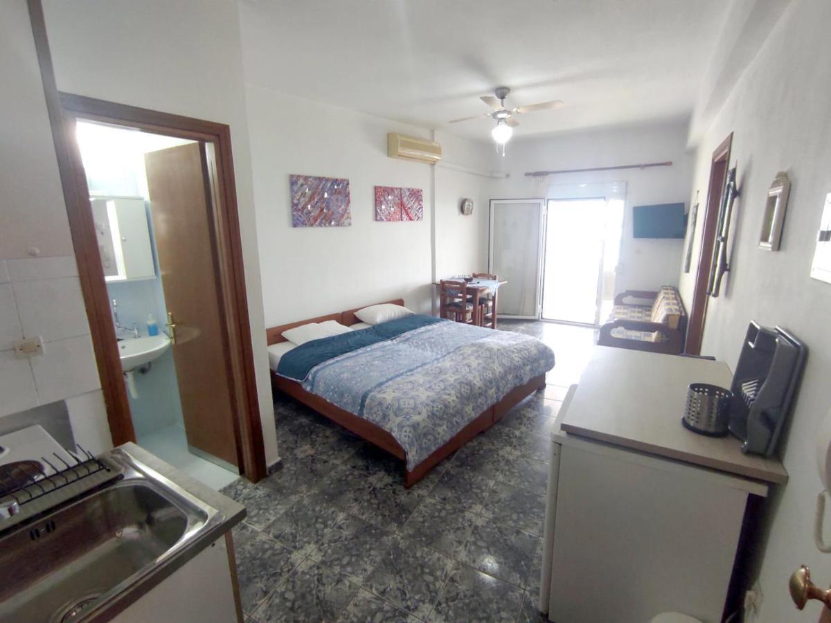 نيا سكيوني Peristerianos Apartments المظهر الخارجي الصورة