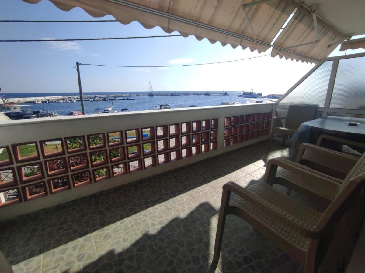 نيا سكيوني Peristerianos Apartments المظهر الخارجي الصورة