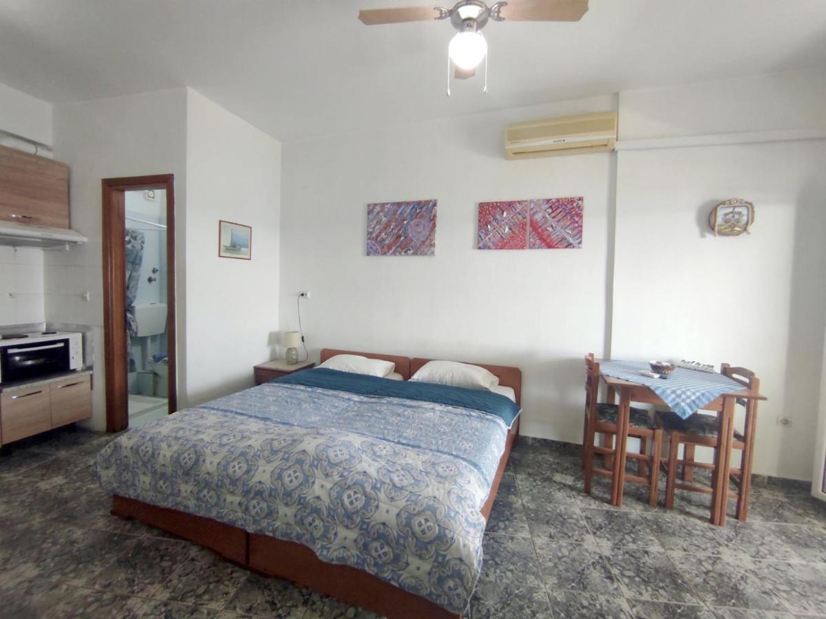 نيا سكيوني Peristerianos Apartments المظهر الخارجي الصورة