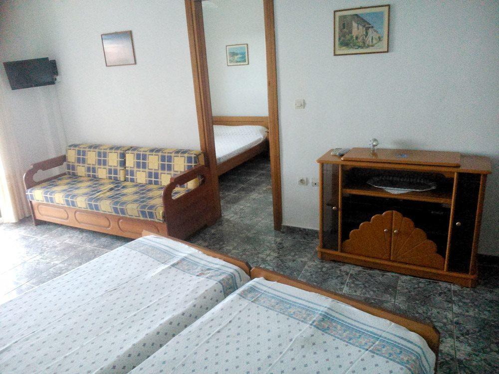 نيا سكيوني Peristerianos Apartments المظهر الخارجي الصورة