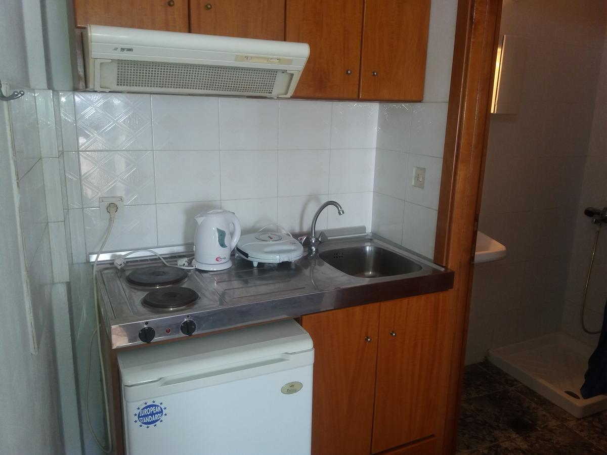 نيا سكيوني Peristerianos Apartments المظهر الخارجي الصورة